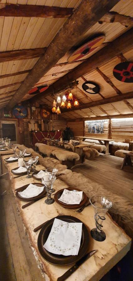 Vittfarnas Hird Vikingaby Bed & Breakfast Sosdala ภายนอก รูปภาพ